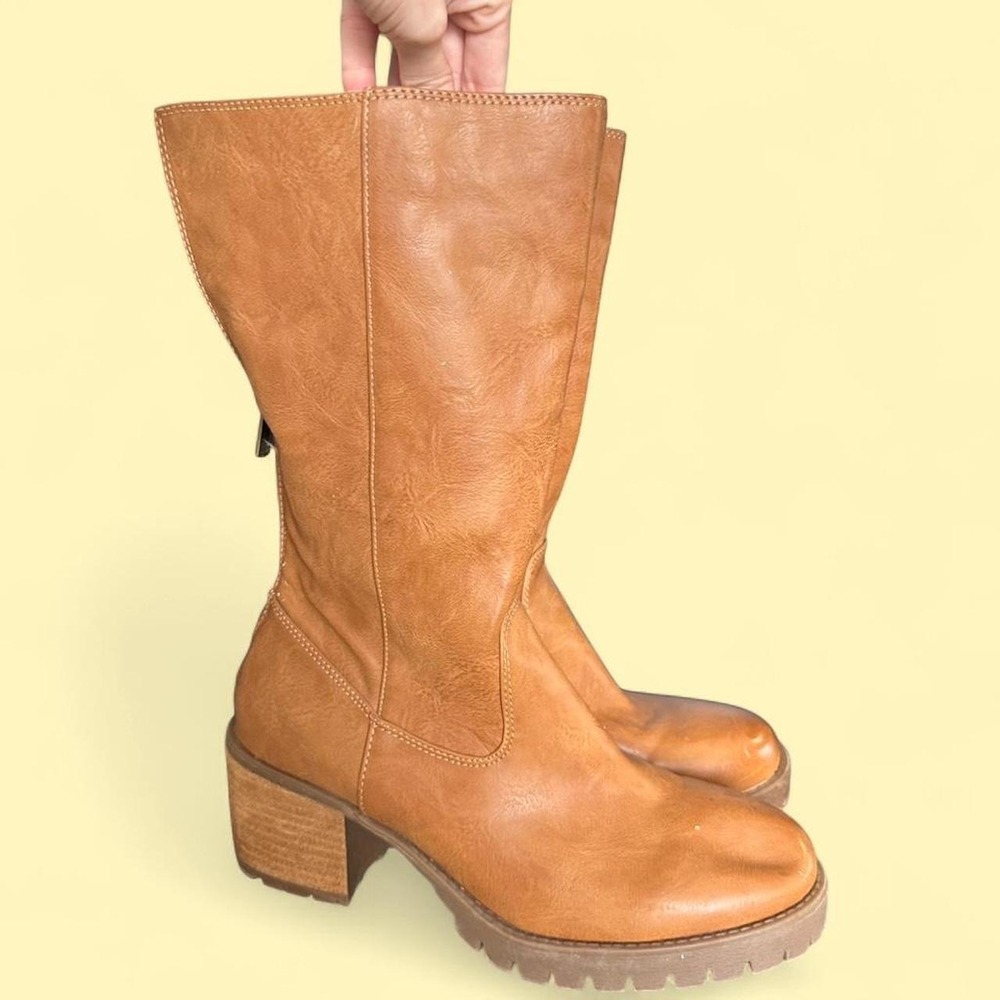 Yellow Box Tame Cognac Tan Faux Leather Lug Sole Stacked Heel Zip Back Boots 7.5